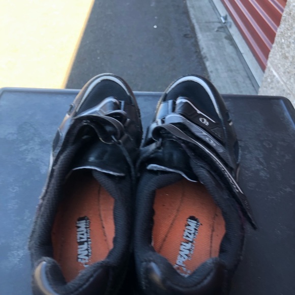 Pearl Izumi I-Beam Mens Cycling Shoes Black White Mesh Low Top Size 39/6.5US - Picture 9 of 12